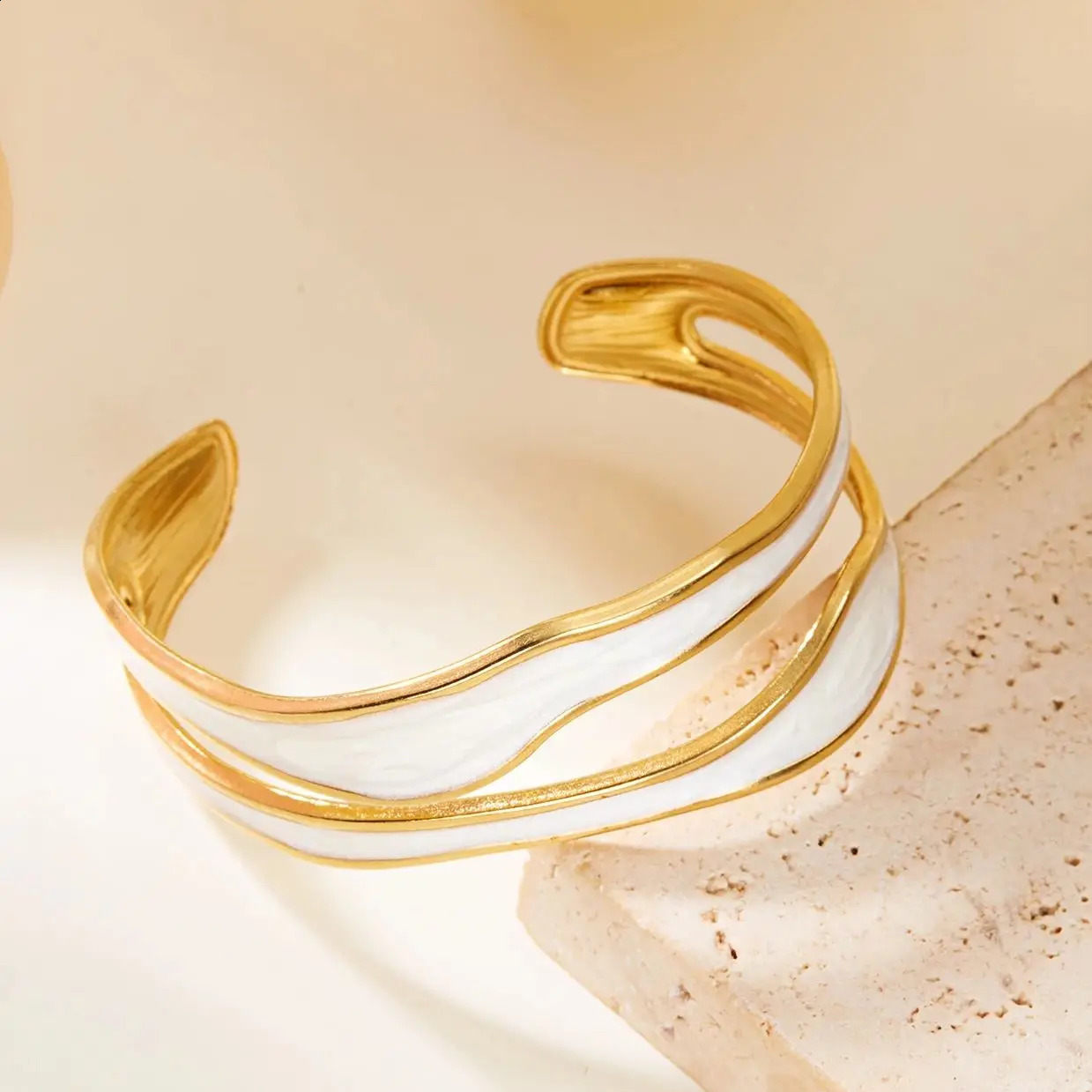 Vintage White Enamel Stainless Steel Open Bracelet for Women Simple Metal Irregular Shape Geometric Bracelet No Fading Jewelry 260917