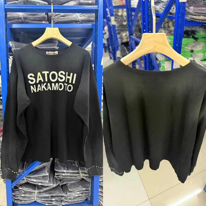 2026 Arrival SATOSHI NAKAMOTO Unisex Long Sleeve TShirt Letter Print Rivet Cuff Loose Casual Street Top 260918