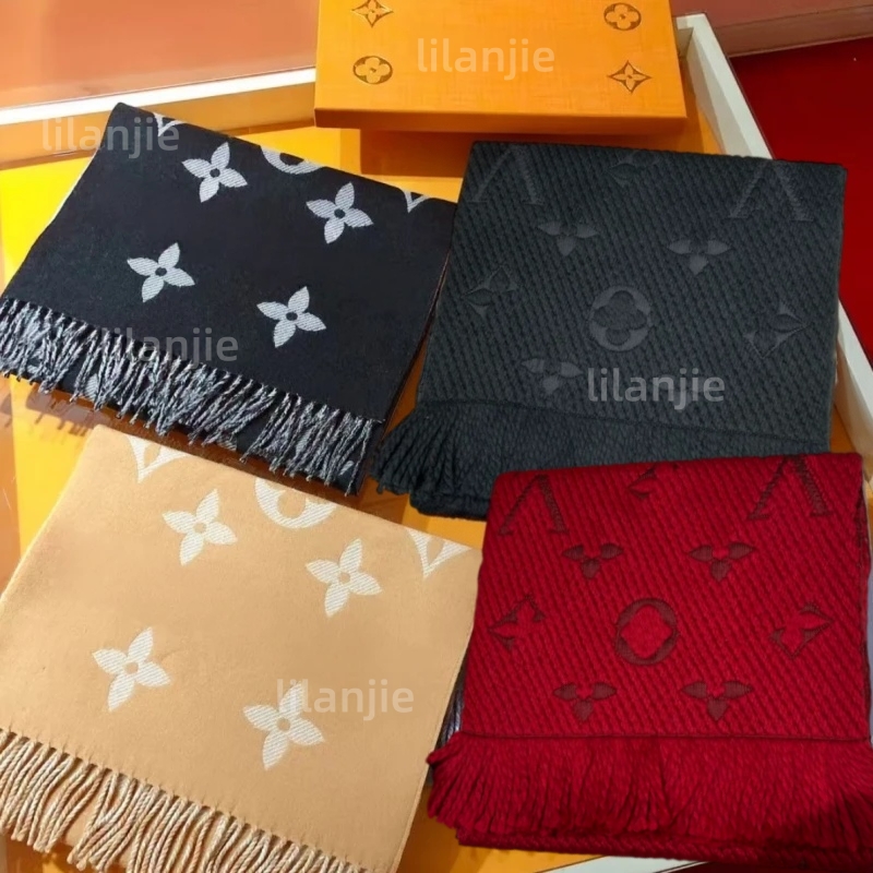 Designer scarf Unisex Solid Color Winter Scarf Soft Thick Warm Neck Shawl Wrap Fashion Lightweight Scarves For Daily Wear Outdoor Travel Holiday Bir