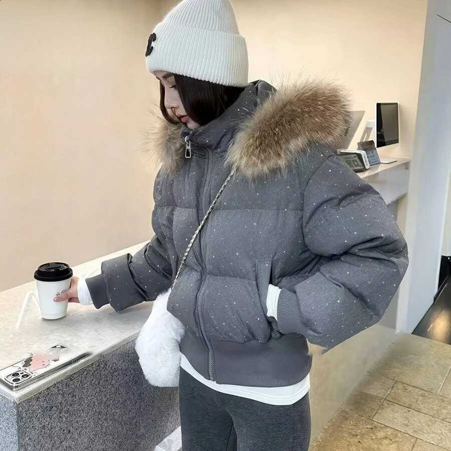 Winter WarmTH Fashionable Women's JaCKet 2026 Autumn Collection Dark Sexy Style Star RhinESTone Embellished Short Coat H260917