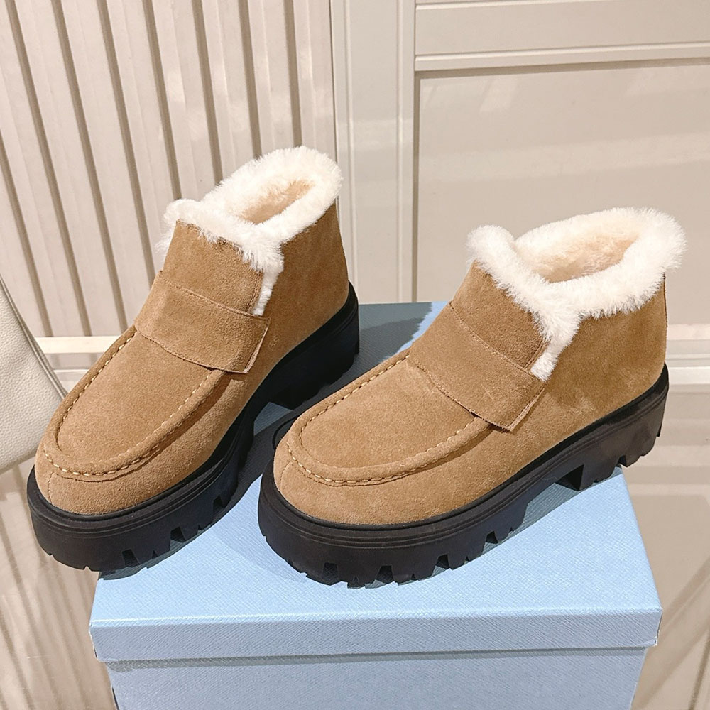 Fashion Luxury Designer Suede Snow Boot Ankle Boot Outdoor Retro Casual Womens Ski Boot Warm High Quality Brand Autumn Winter Boots Shearling Lining