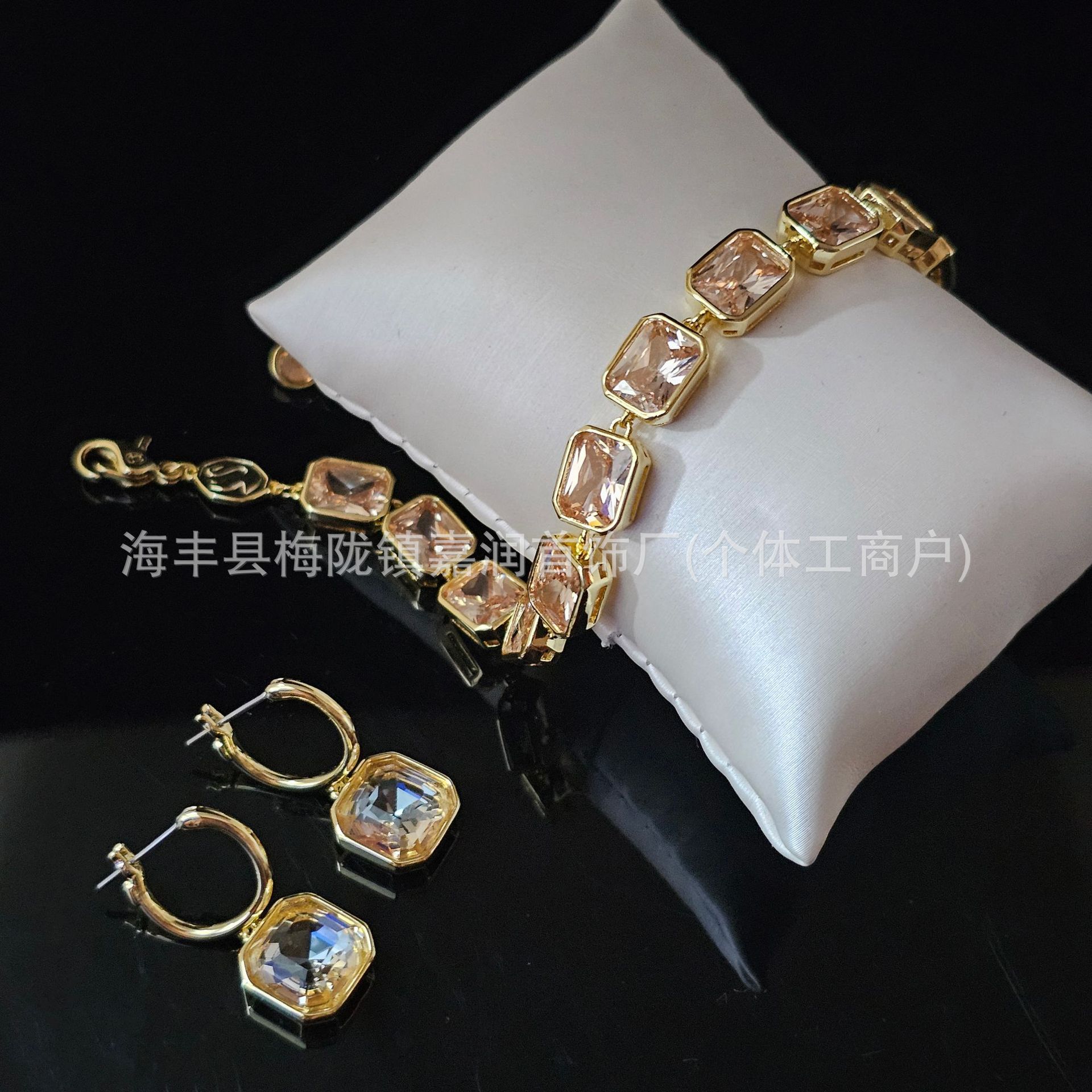 Swan Jewelry Designer Swarovskilyity Swarski Arianna Sawarovski Luxury Bracelet For Woman Men Luxe Bangle New Dopamine Crystal Bracelet Luxurious Ae