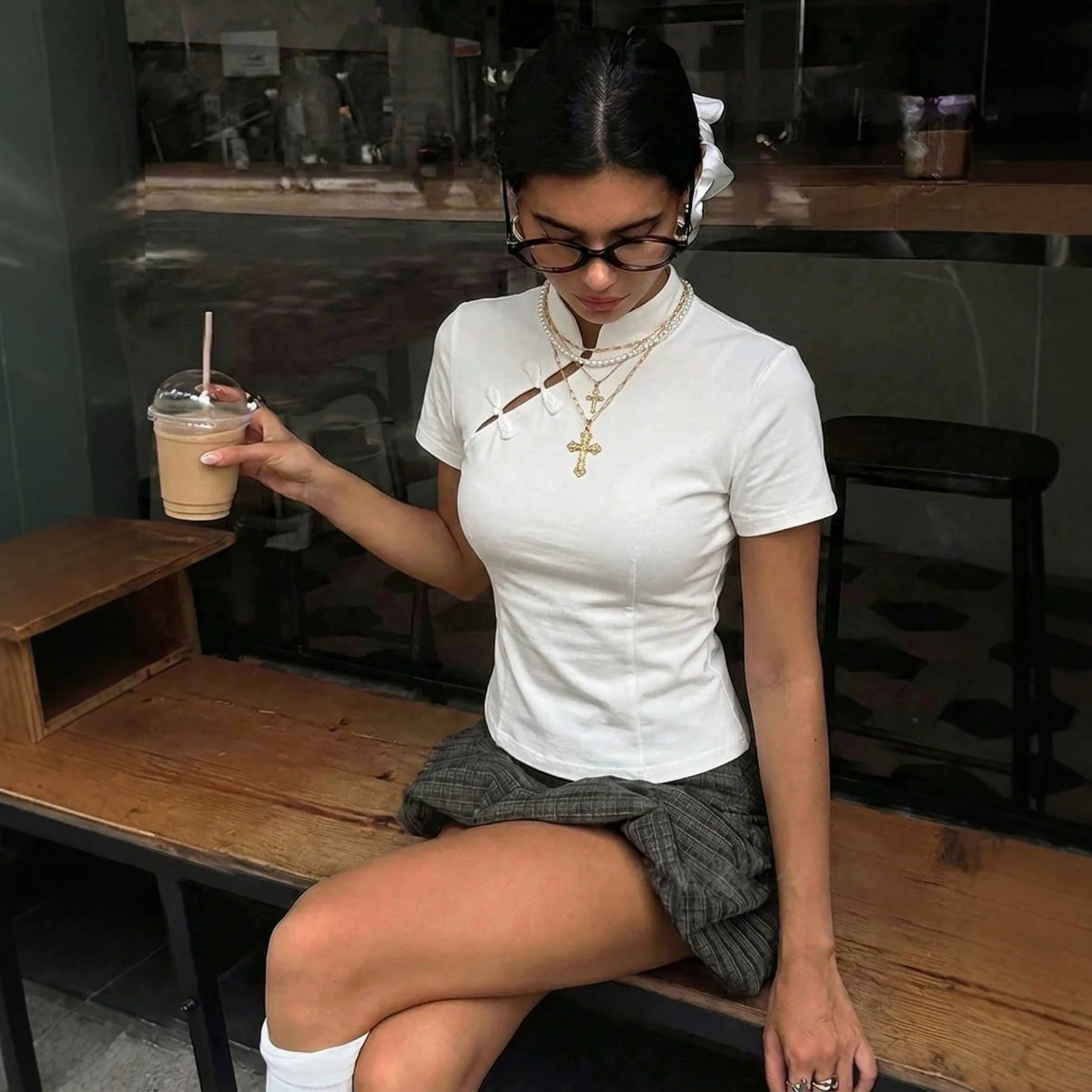 European and American socialite irregular diagonal button design, new Chinese style, short, slim-fit, sexy, simple, solid color, short-sleeved T-shi