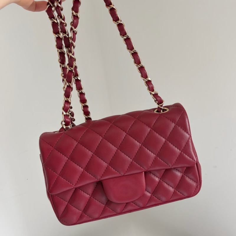 10A Designer Bag, Mirror Finish Quality, Flip-Top, Luxurious 20 cm, Genuine Caviar Lambskin, Classic All-Black Quilted Handbag with Shoulder Strap