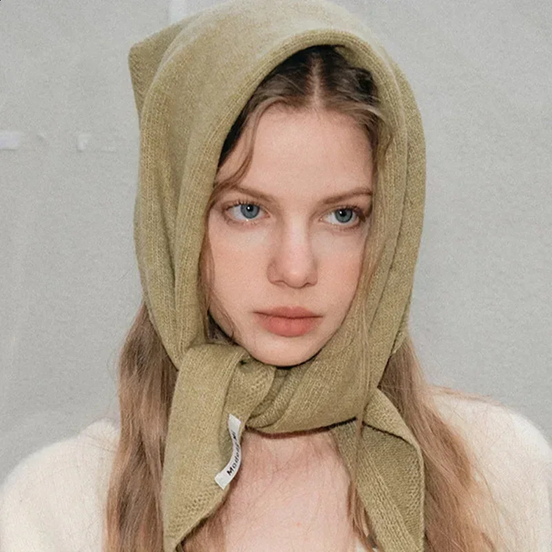 Korean Wool Triangle Scarfs Women Kawayi Hijab Knitted Scarf with Labels Winter Striped Knitted Triangle Scarf Compact Cute Warm 260917