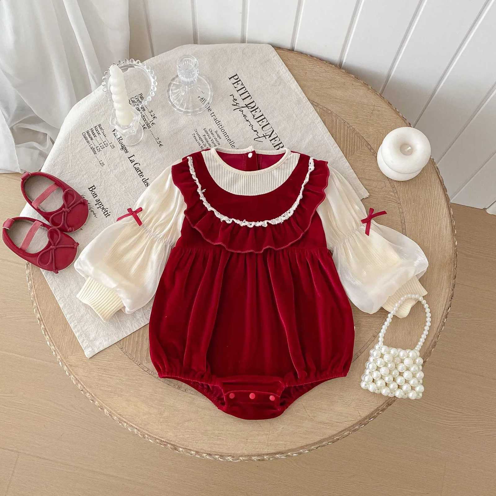 Baby Clothes 2025 Autumn 6847 New Baby Girl's Clothes Little Princess Red Velvet Rper Skirt Par ClothesW260917