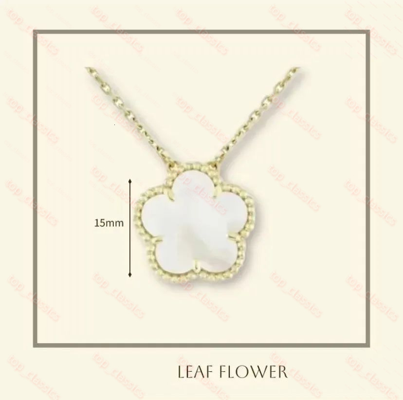 Four-Leaf Clover Necklace Designer Jewelry V Gold Preppy Style Vanlies Cleef Necklace Pendant Chain Agate Luxury Jewelry Necklace Daily Wear Jewelry