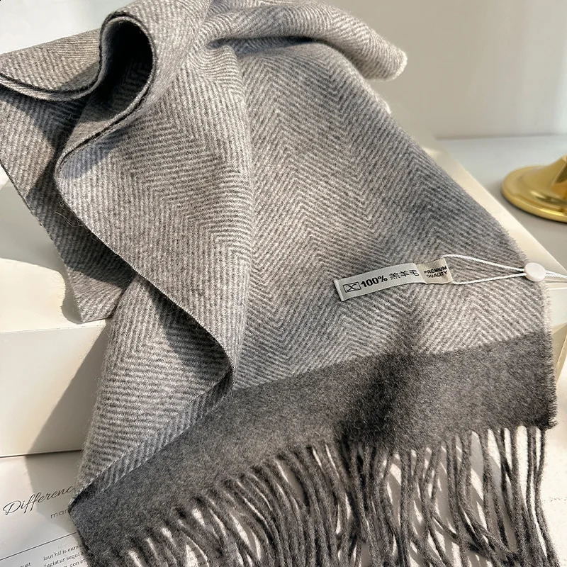 2025 Solid Color Stripes Winter Warm Scarf Women Scarves Adult for Ladies 100 Wool Fashion Wrap 260910