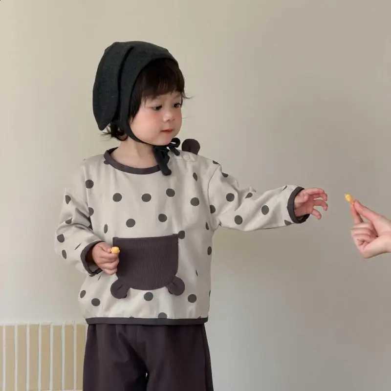 Baby New 2026 Long Spring Sle Sweatshirt Boys Casual Plover Infant Girls Cotton Polka Dot Tops Toddler ClothesW260917