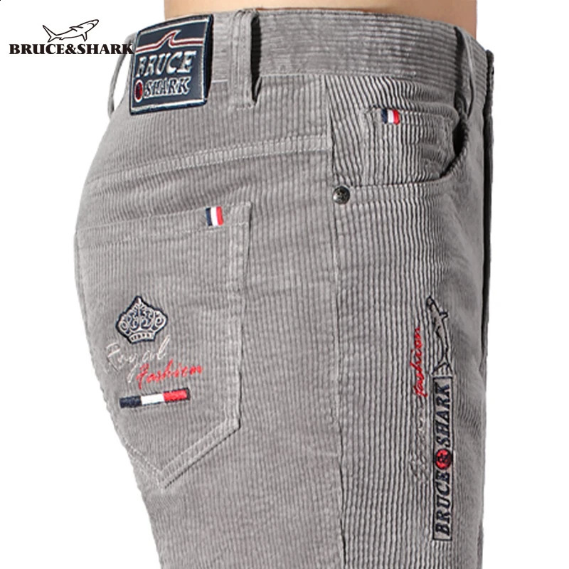 Winter Men's Corduroy Pants Casual Straight Thicken Cotton Men's Black Trousers Grey Mid Waist Italy Style Pants Big Size 260917
