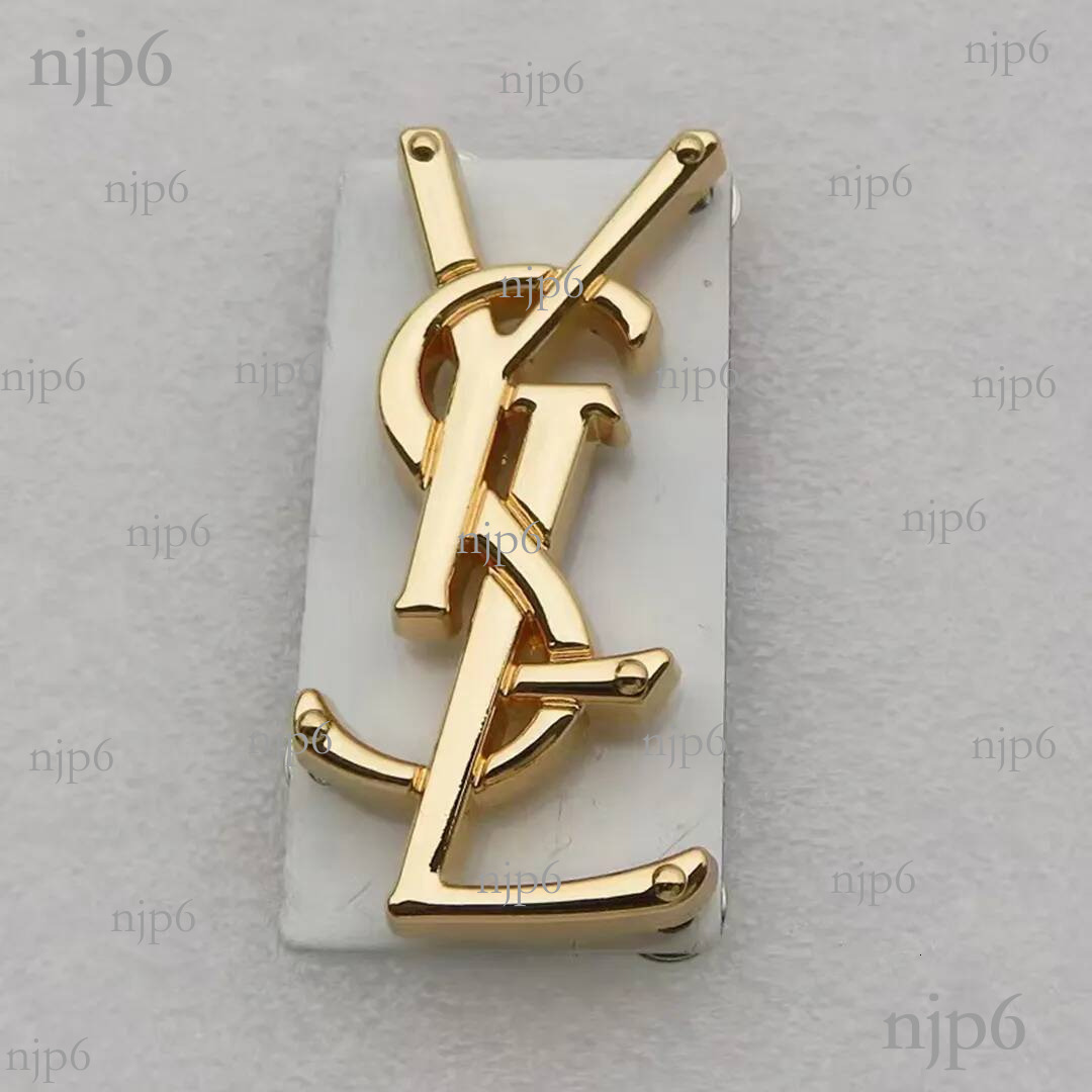 Brooch2026 designer luxury broche Letter Gold Plated design Jewelry temperament versatile style brooch dinner wear 5 colours very nice
