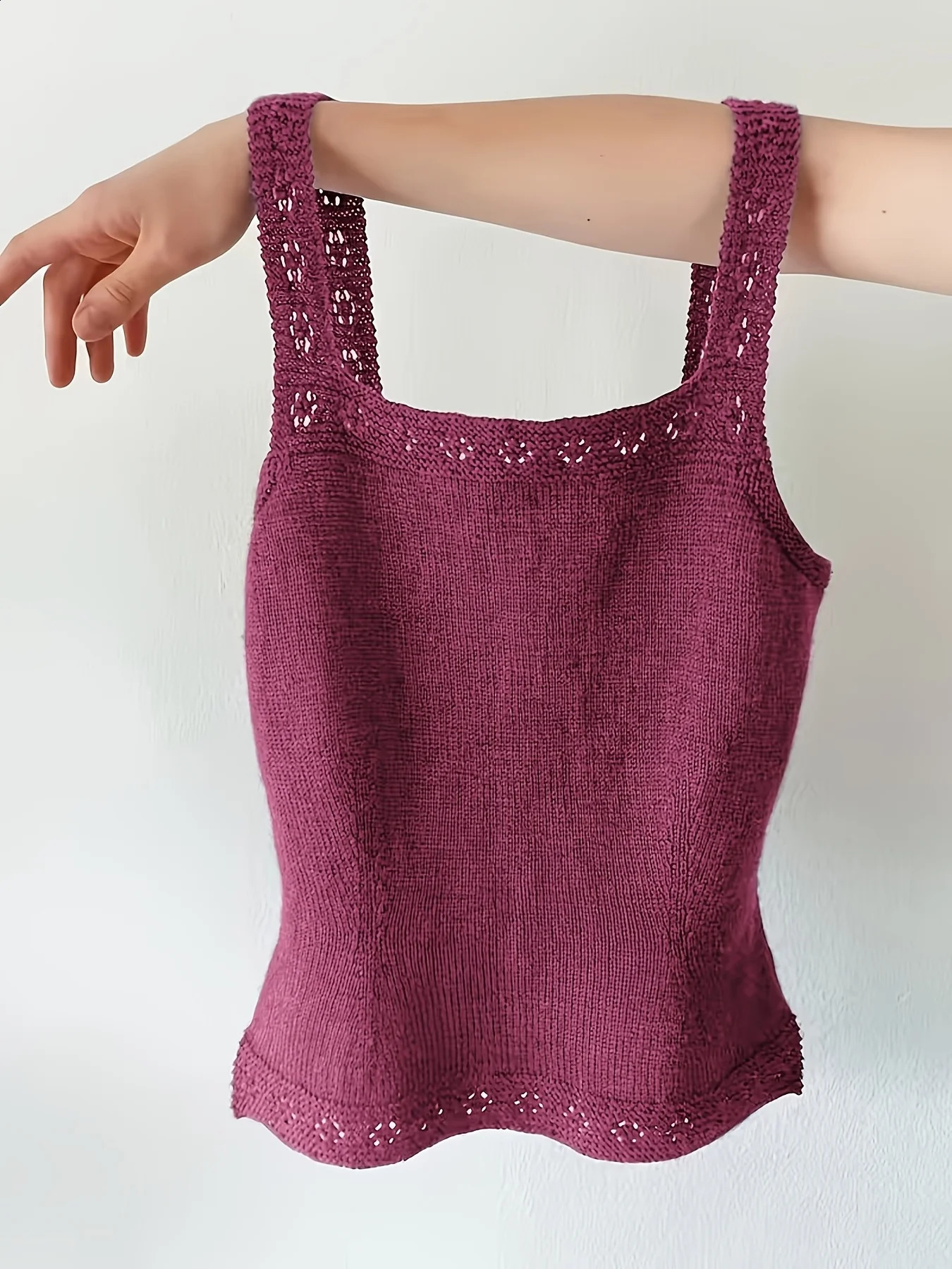Solid color minimalist knit camisole vest versatile casual holiday tank top for summer stylish and beautiful women's clothing 260916
