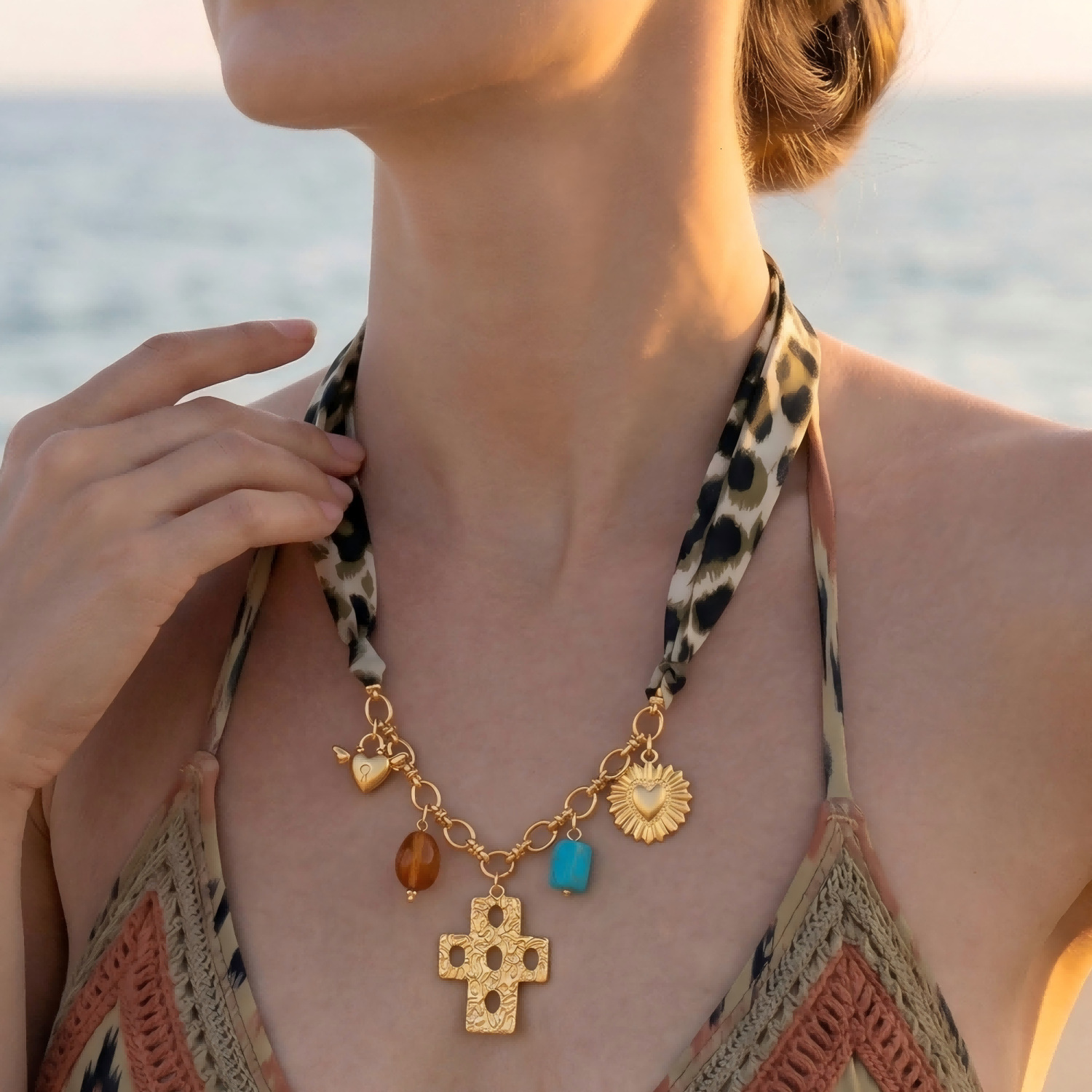high-end 18K gold-plated stainless steel cross pendant scarf necklace, designer light luxury accessory