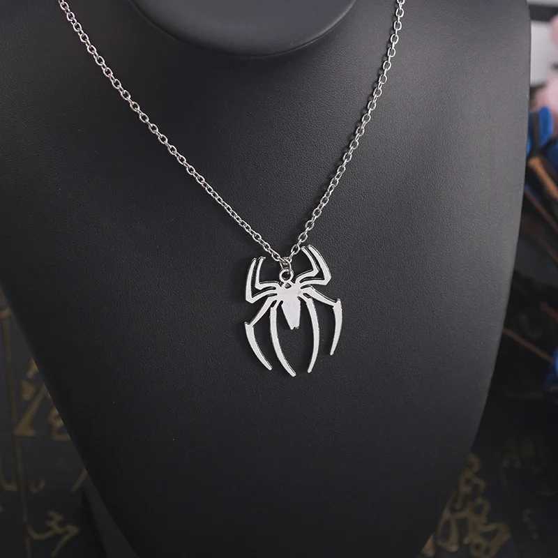 Kpop Fashion Spider Halloween Pendants Round Cross Chain Mens Necklaces Silver Color Neck Chain Gothic Couple Streetwear Gifts Q260916