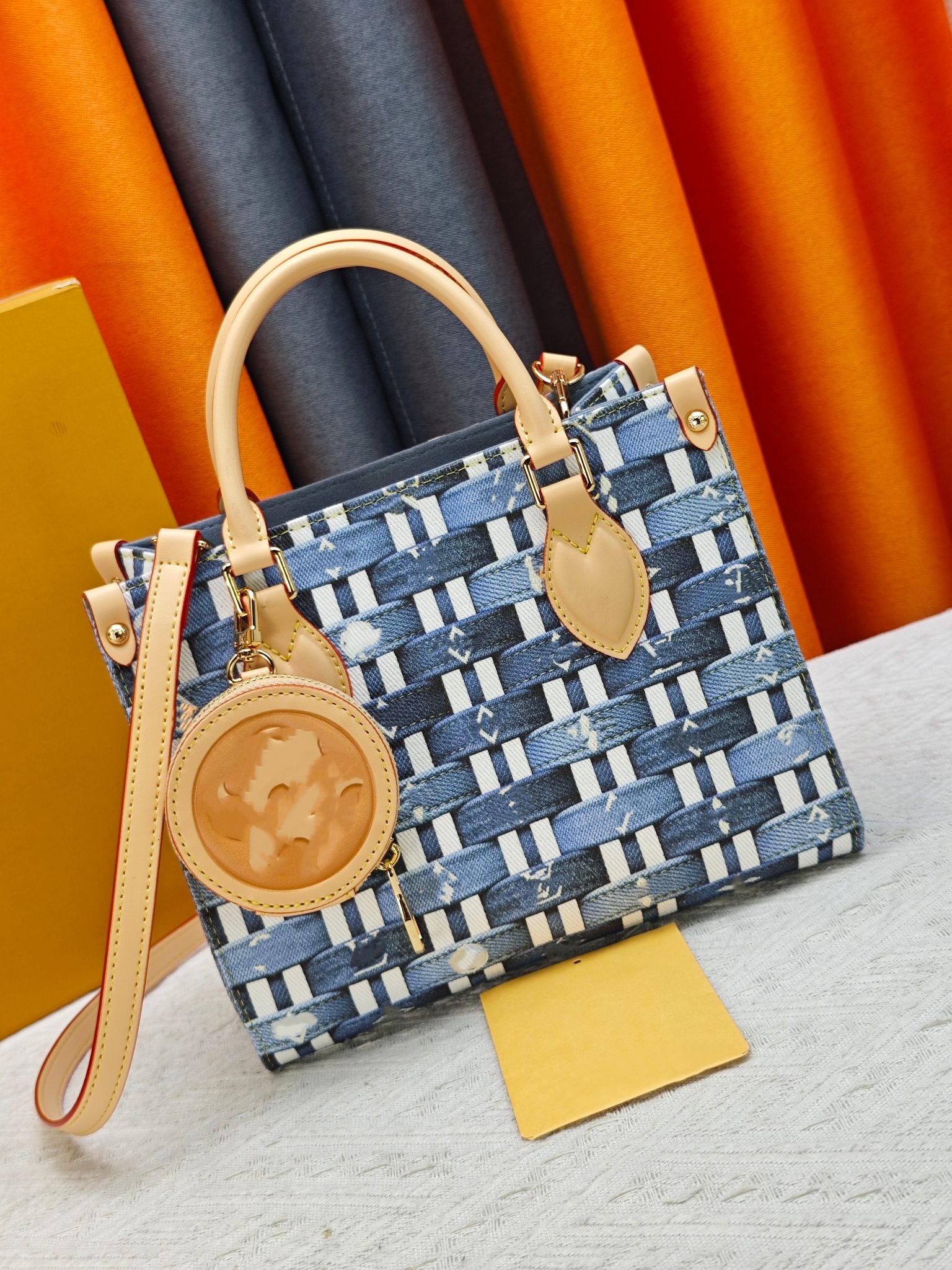 Designer On the go Almas BB designer bags for womens Shoulder Single shoulder commuting light luxury women's handbag Classic Monogram Flowers M