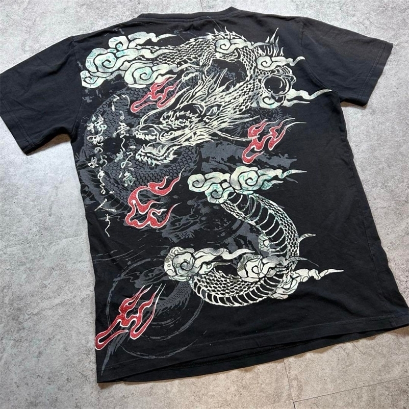 Japanese Y2K Retro Dragon Pattern T-shirt Men Women Short Sleeves Summer Pure Cotton Tops 260903