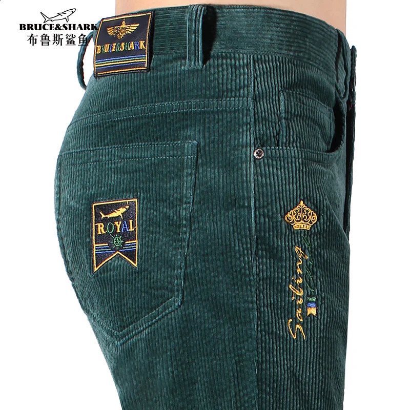 Mid Waist Pants Thicken Men's Corduroy Full Bruce Shark Casual Men Trouser Loose Comfortable Fashion Stretch Cotton big size 260917