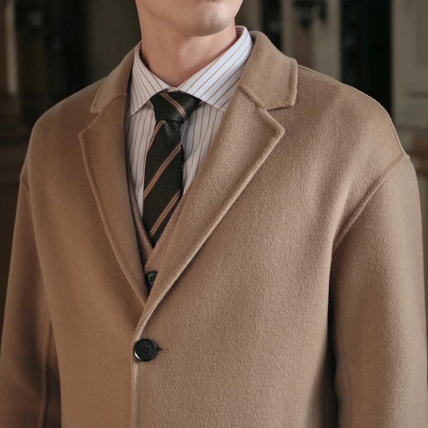 Coat Classic French Men Cashmere Mid-length Style Merino Wool Coat Flip Collar Button Decoration Business Overcoat D2609021