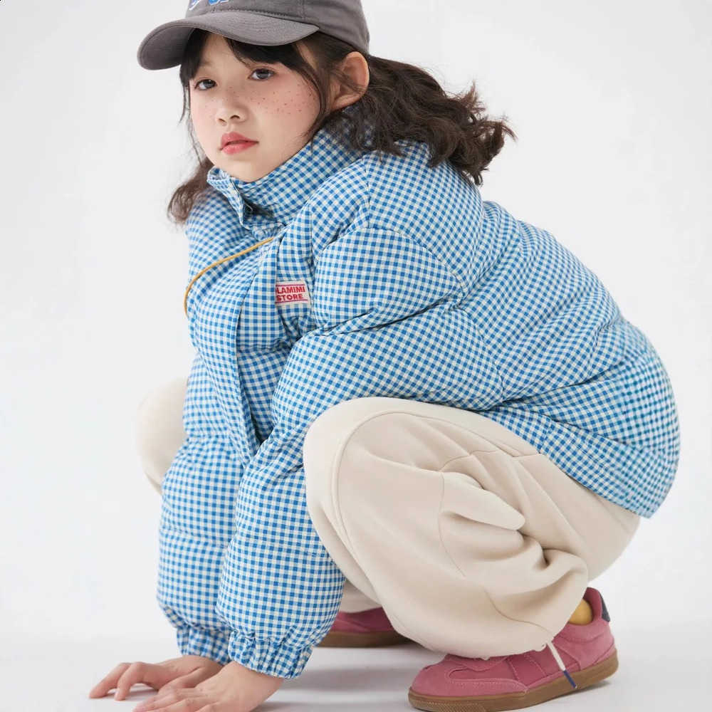 New Girl Parkas 2025 Kids Checkered Retro Down Cotton Jacket Girls Fashionable and Popular Casual Cotton Coat for Little GirlsW260917