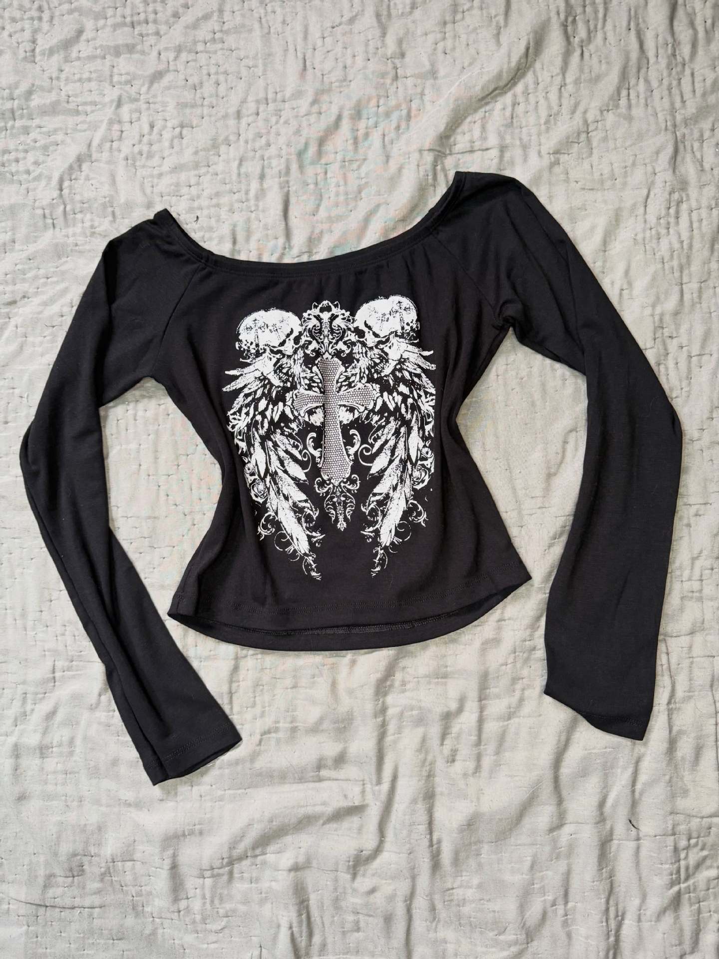 2026 Women's Street Trendy Fashion New Sexy Off-Shoulder Printed Slim-Fit Pullover T-Shirt European and American Hip-Hop Clothing 37