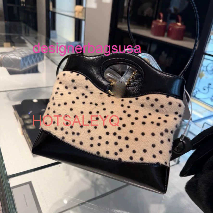 31bag Bag Luxury Mini Designer Womens Bag Handmade Fashion Bag Leopard Polka Dot Beige Black With Gold Chain Strap Luxury Bag Size 23cm YqtgoodNPBD