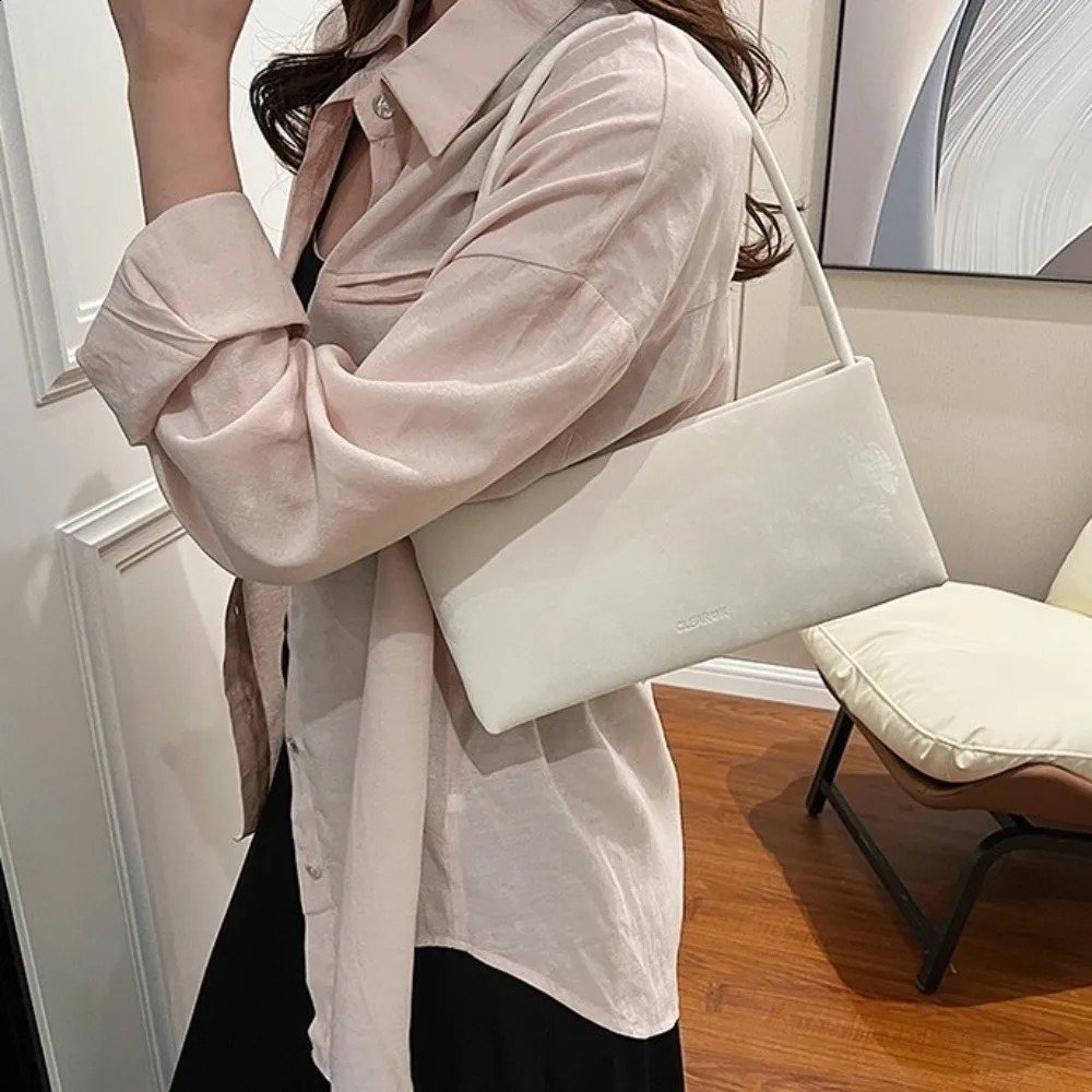 Gift Small Size Trendy Shoulder Bag Square Shape Minimalist Crossbody Bag Underarm n Casual PU Leather Bag Women 260917