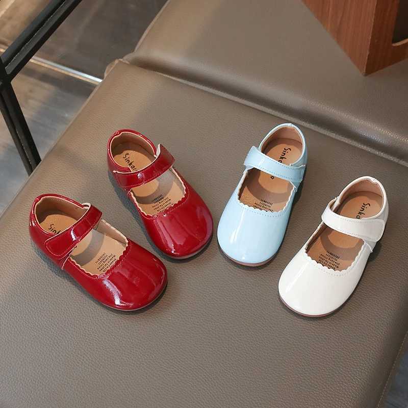 Girls Soft Bottom Multi-color Leather Spring Autumn New Baby Girl Bright Color Leather England Style Breathable Princess Shoes Q260916