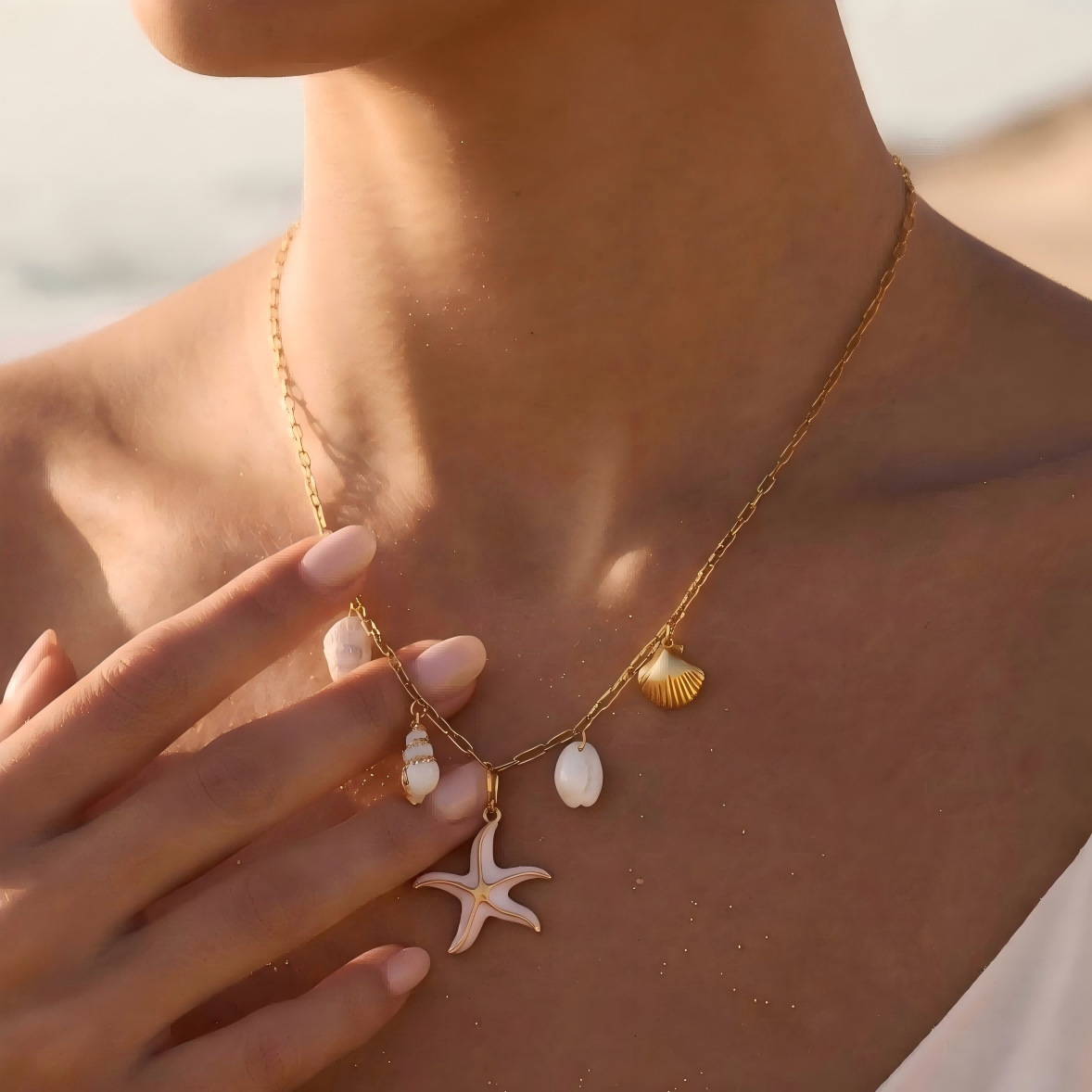 DIY stainless steel 18k gold seaside necklace with starfish and pearl pendants, light luxury women's accessories, high-end jewelry