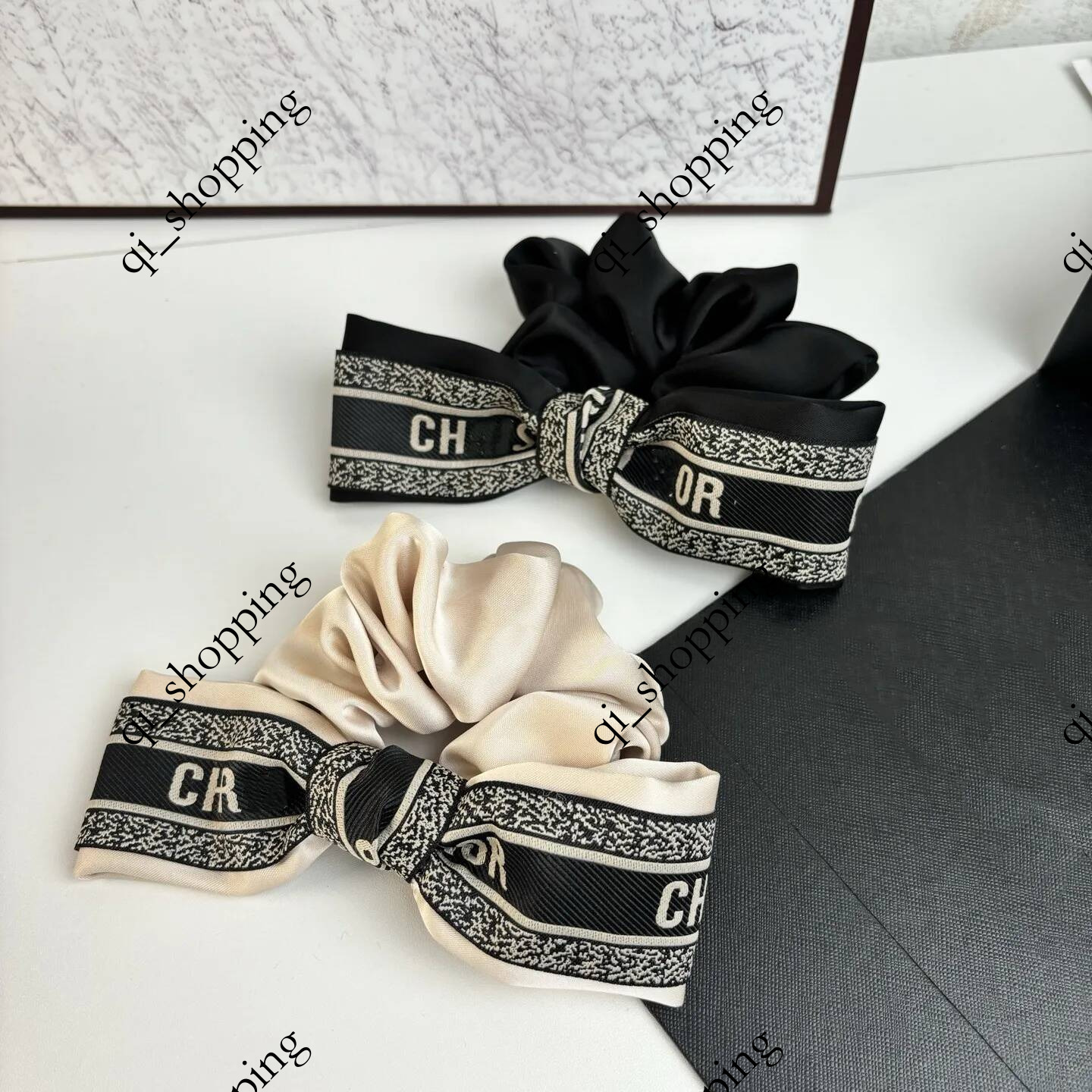 Fashion Stripe Plaid Print Wide Edge Scrunchies Rubber Black Beige Color Letter Hairbands Bands Girls Ponytail Holder Hair Accessories
