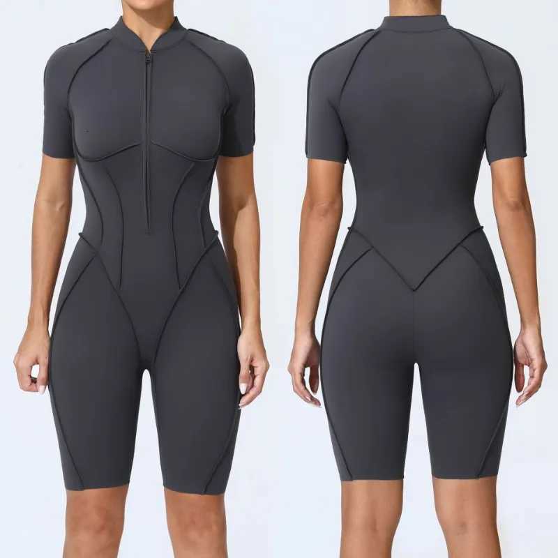 Zipper Short-sleeved Yoga Sports Fitness Jumpsuits Sets Without Chest Pad Tight Bodysuits Shorts Gym Workout Clothes for Women Q260917
