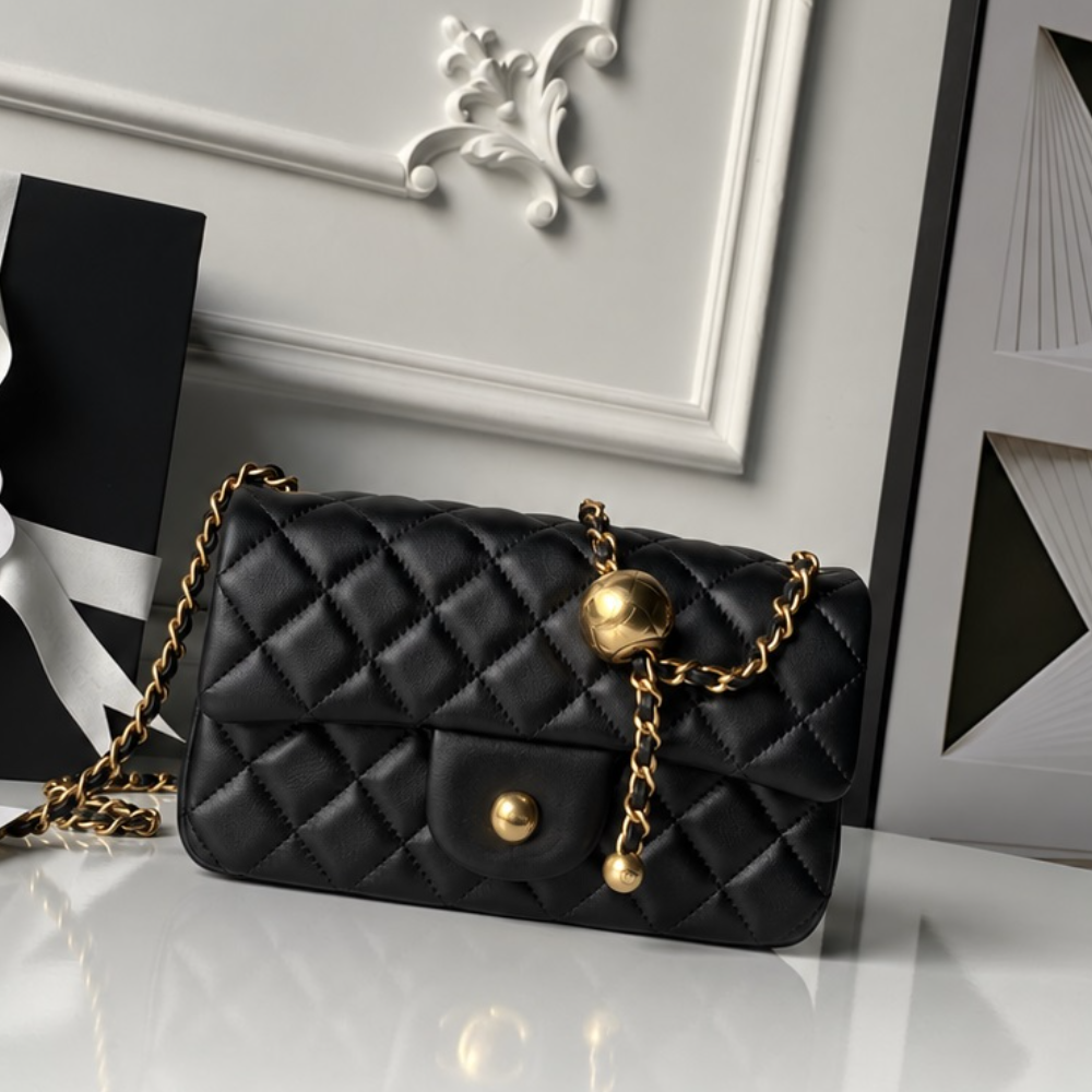 Quilted Chain Bag Mini Flap Shoulder Crossbody Purse Refined Shopping Date Evening Top-Tier Designer New Arrival