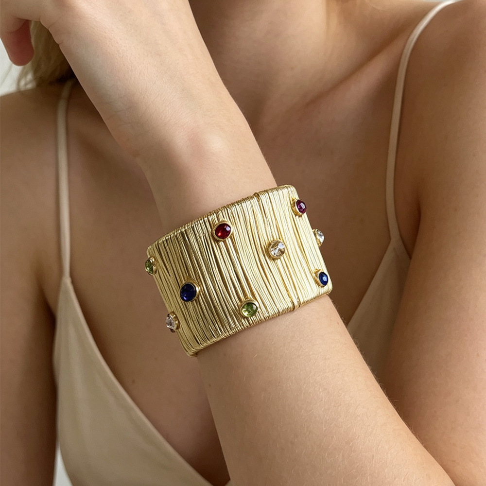 New European And American Diamond-Embellished Brushed Bracelet Light Luxury High-End Elegant Exquisite Versatile And Statement-Making Wholesale