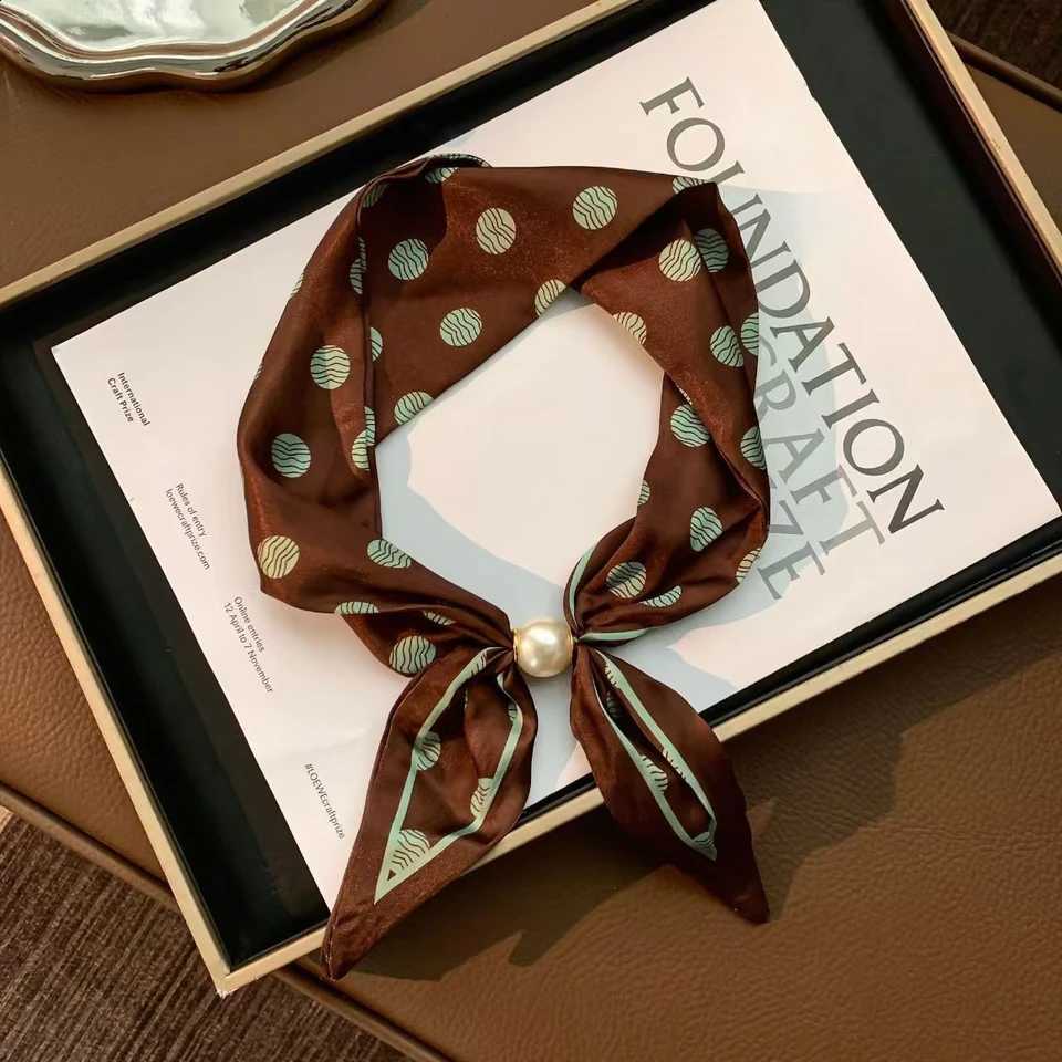 Pearl Dot TwillyKorean Magnetic style Scarf Wen Fashion Print Versatile Neckerchief Breathable Artistic Neck Wr Accory Scarves N260912
