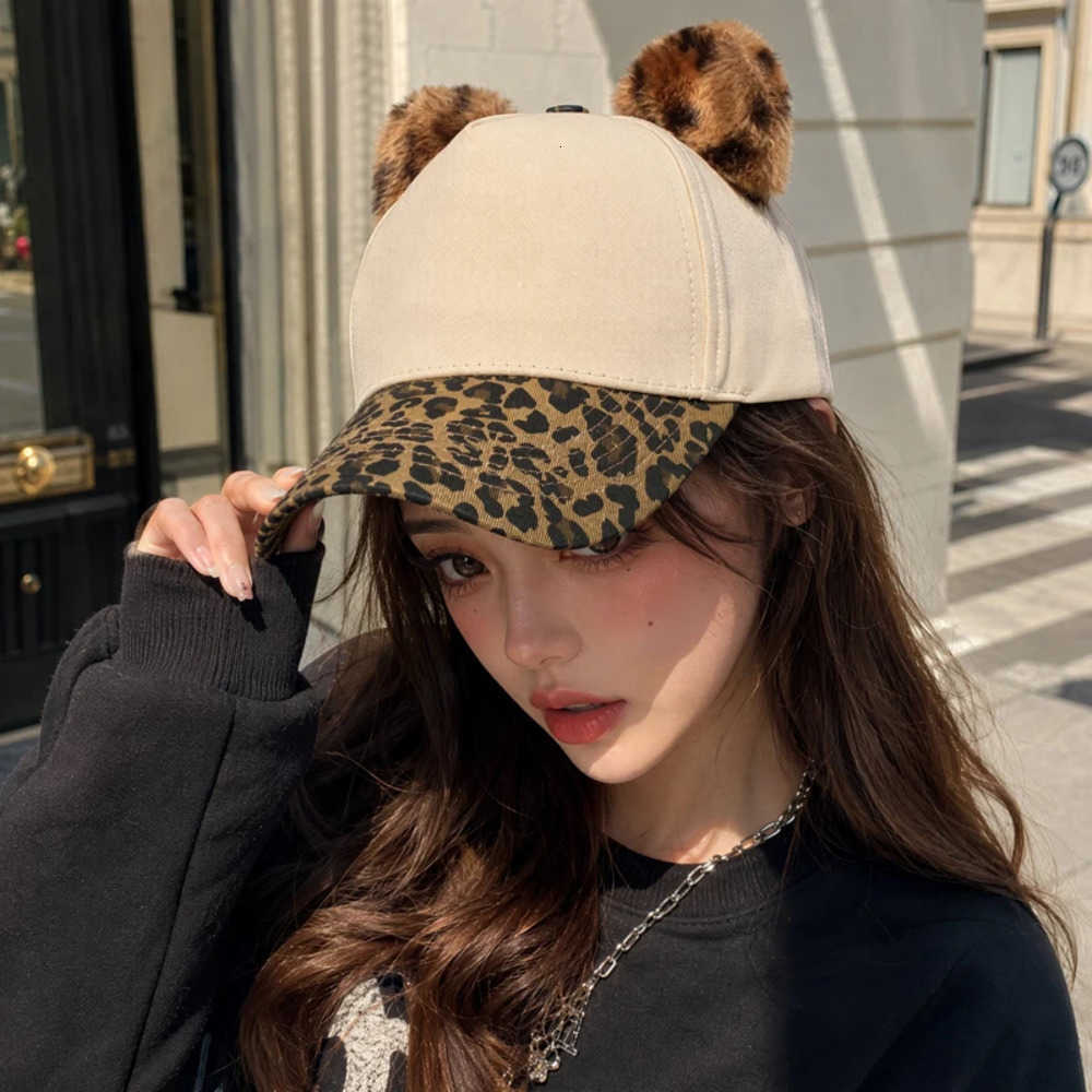 Ear Leopard Print Brim Cat Baseball Caps Women Fluffy Faux Fur Bear Ear Snapback Hats Y2K Harajuku Cute Adjustable Trucker Caps J260917