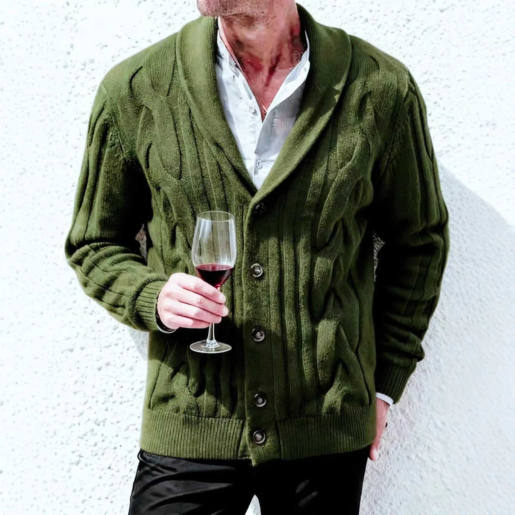 New Style Solid Color Sweater For Men 2026 New Autumn Winter Retro Lapel Button Knitted Long-sleeved Cardigan Sweater Coat S260918SNPI