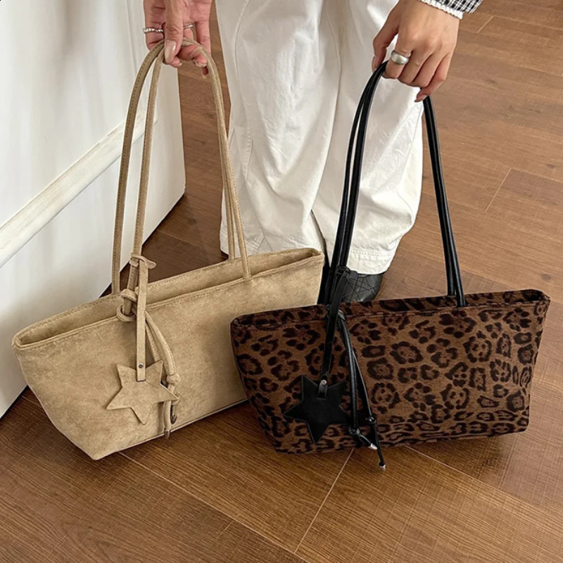 Women Vintage Suede Texture Shoulder Bag Leopard Print Solid Color Underarm Tote Bag With Star Pendant Casual Daily Handbag 260917
