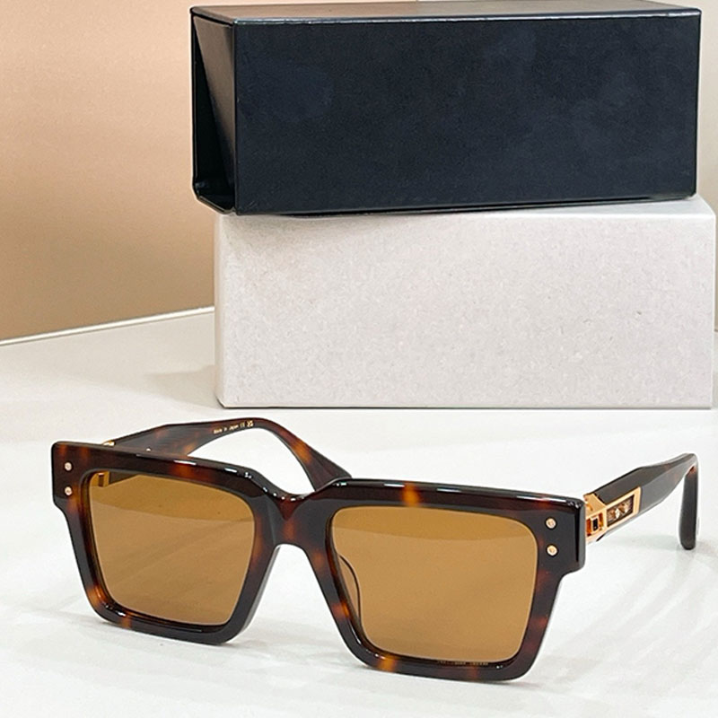 Retro Square Sunglasses Tortoiseshell Acetate Frame Thick Edge Square Large Frame Carved Details Side Legs DTS5558 Mens Driving Glasses City Street