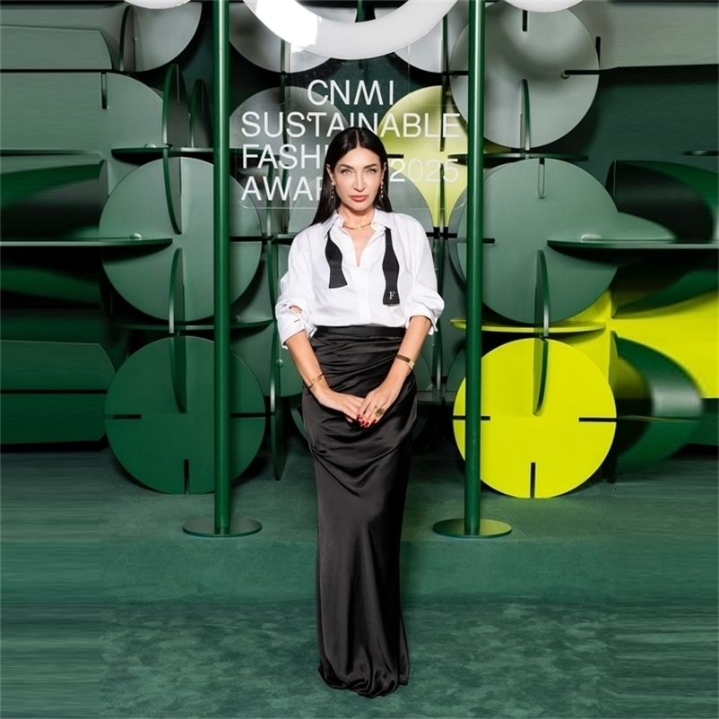 Elegant Black Satin Midi Skirt Women 2025 Summer High Waist LightWeight Breathable Versatile Taffeta Maxi Skirts 260917
