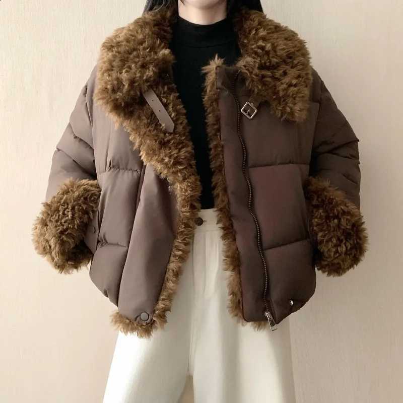 Lamb Wool Splicing Lapel Cotton-padded Clothes Women's Short Winter 2026 New Thicken Loose Warm Snow Wear Outwear H260917