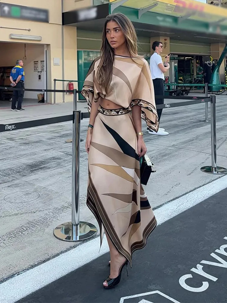 Boho Women Print Top Long Skirt Suits O-neck Shawl Tops High Waist Irregular Skirts Sets Summer Lady Two-Piece Outfits 260917