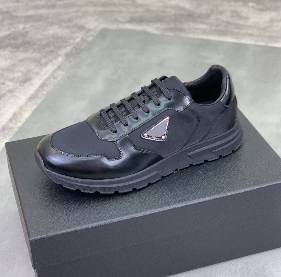 Luxury Men's Dress Shoes Luxury Casual Shoes new Calf leather stitching leather Sports comfort high quality outdoors Shoes