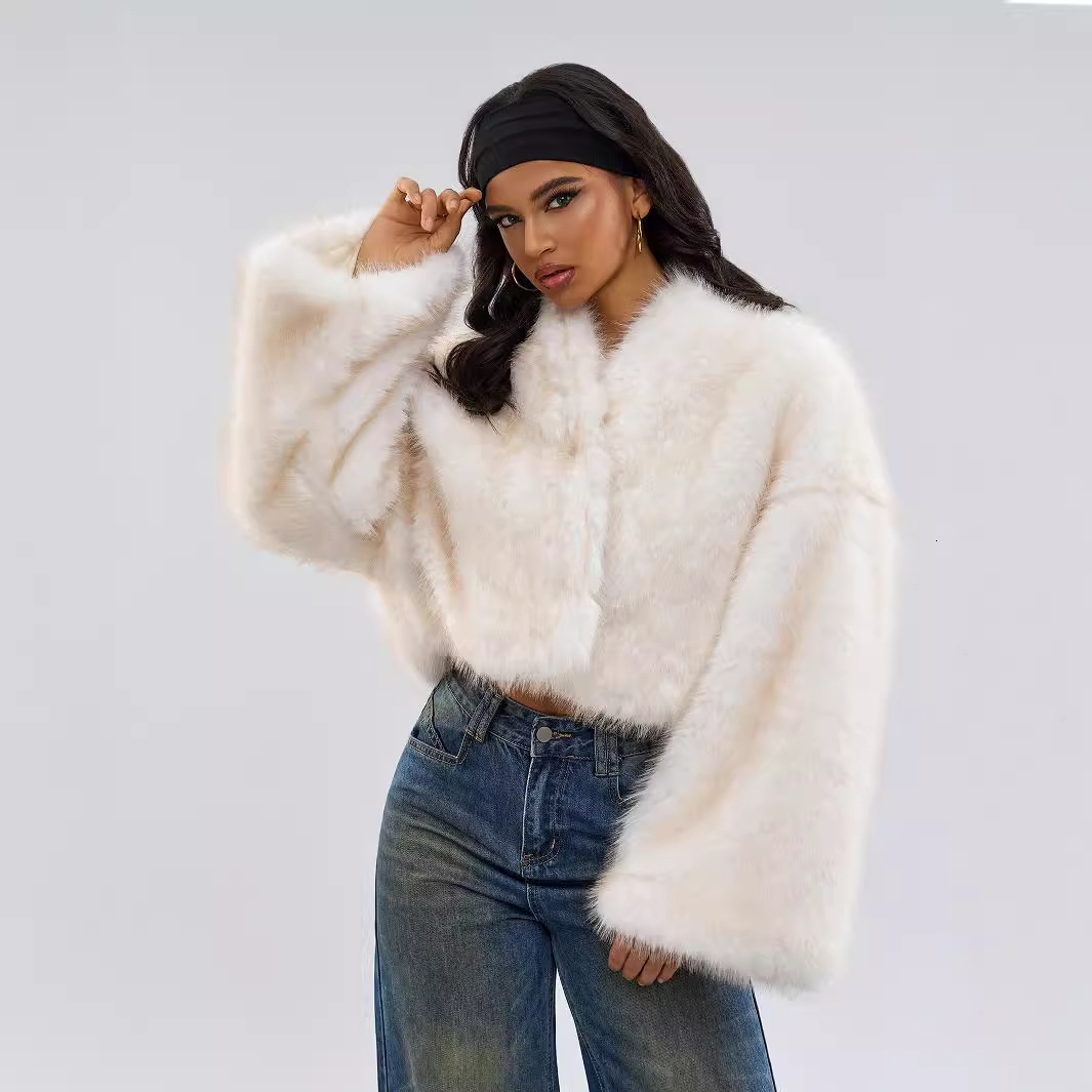 Vintage Niche Two Way Wear Short Plush Jacket For Women Autumn Winter Fashion Outerwear For Daily Shopping Hangout Weekend Outings And Common Casual