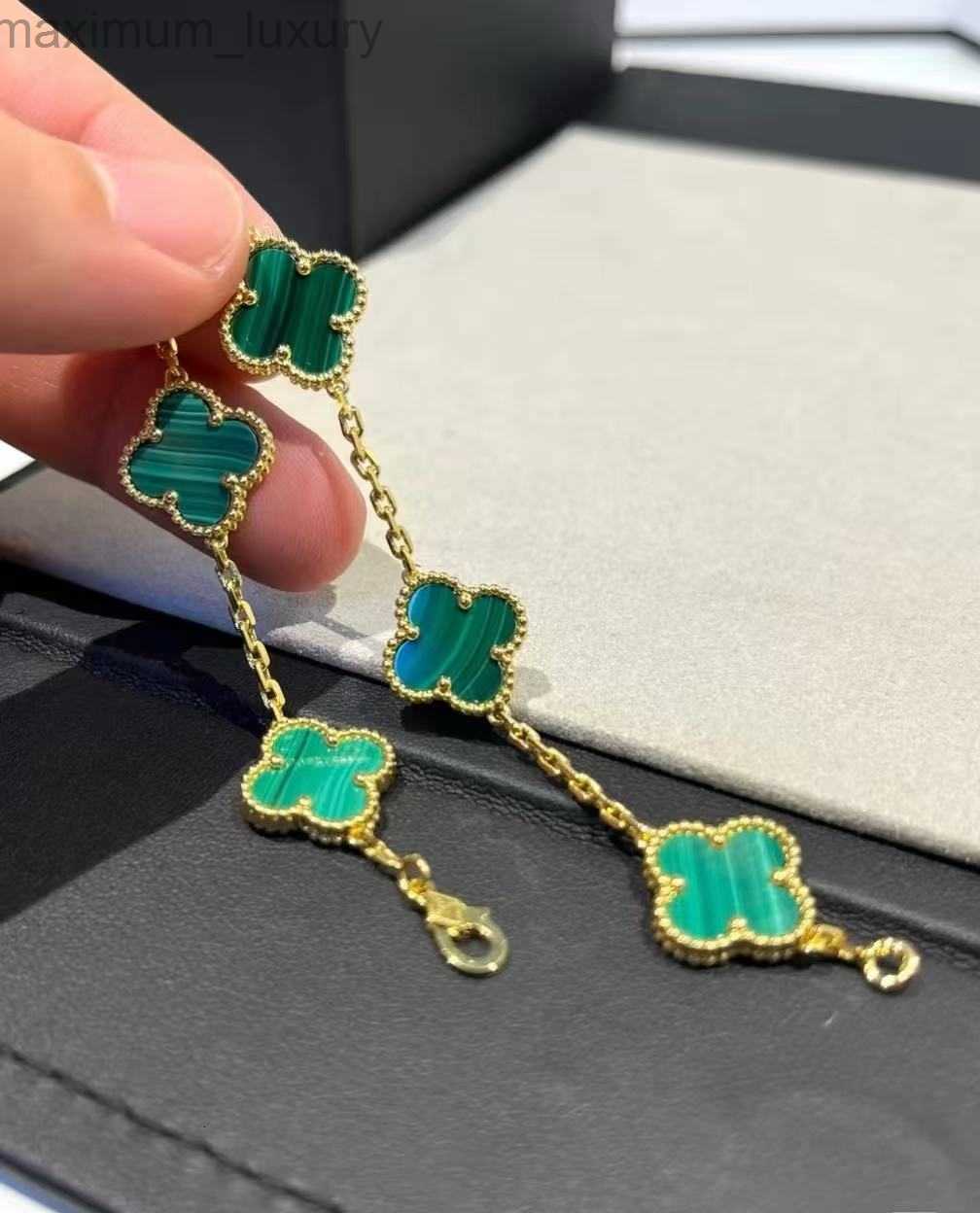Luxury jewelry Designer 18K Gold Plated Classic Fashion Charm Bracelet Four-leaf Clover Designer Jewelry Elegant Mother-of-Pearl Bracelets with box