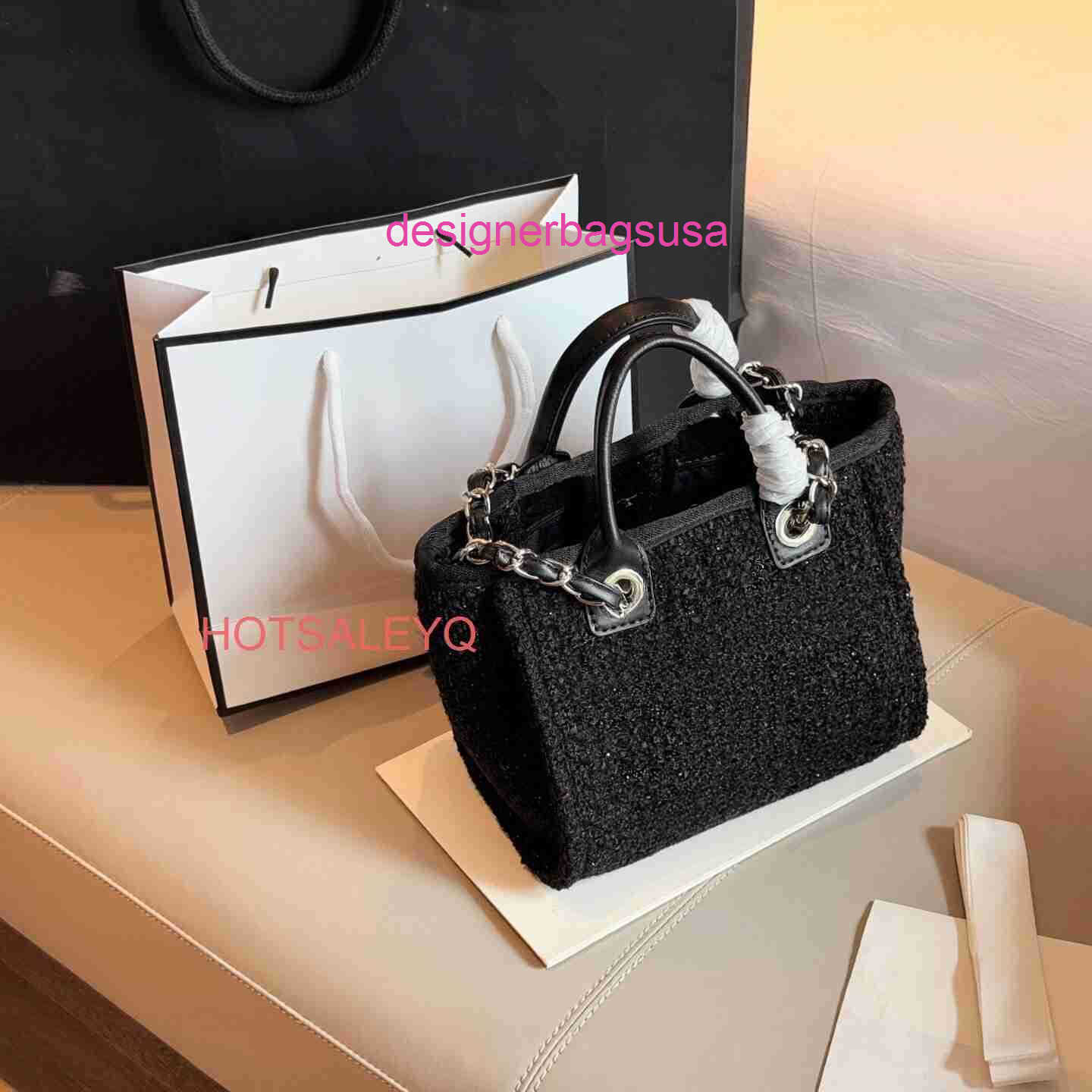 Luxury Designer Bag 26A New Tweed Black Silver Mini Beach Bag Stylish High-end Tote Bag With Large Capacity Designed For Women Yqtgood