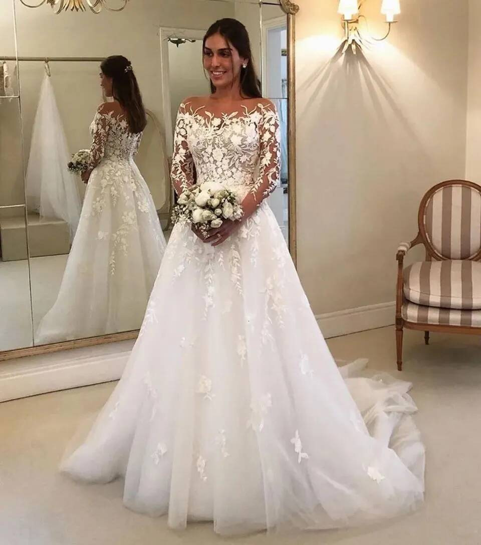 Country Garden A Line Wedding Dresses O Neck Long Sleeve Applique Beaded Tulle White Ivory Bridal Gowns Custom Zipper Lace Up Plus Size
