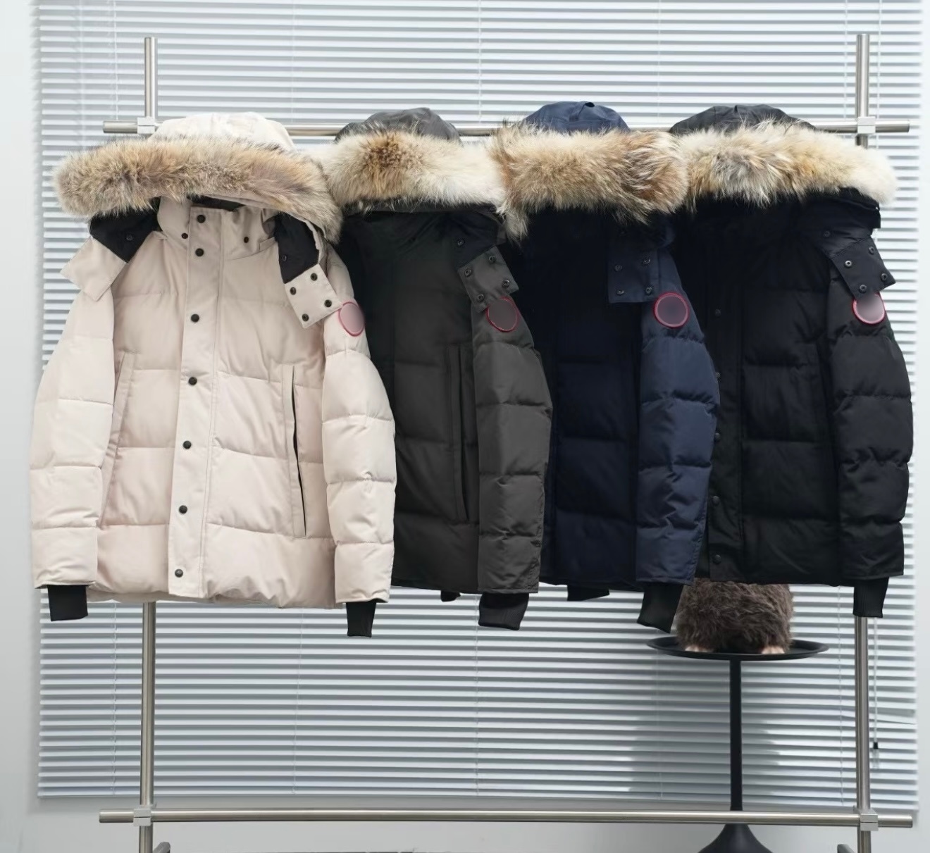 Designer Jacket puffer jacket Mens Winter Jacket Doudoune Jacket Wyndham Parka Homme Warm Outerwear Wolf Fur Hooded Fourrure Manteau Jacket Coat Hiv