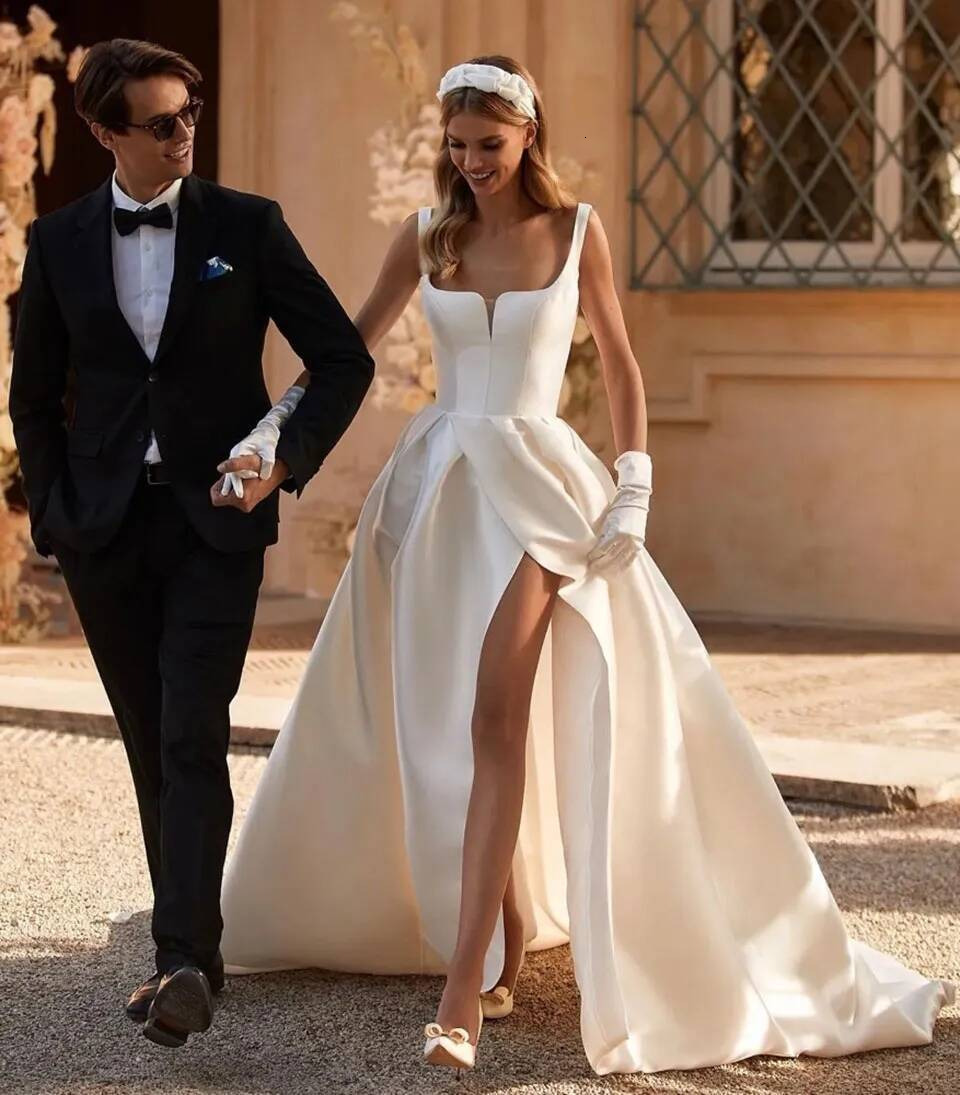 White Wedding Dresses Ivory Bridal Gowns A Line Scoop Sleeveless Floor Length Satin Custom Zipper Lace Up Plus Size New Split