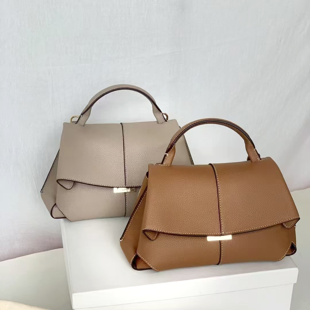 Mokki 10A Fashion Luxury High-Capacity Commuter Totes with color-contrast topstitching Womens Refined everyday handbag Designer Versatile leather fl