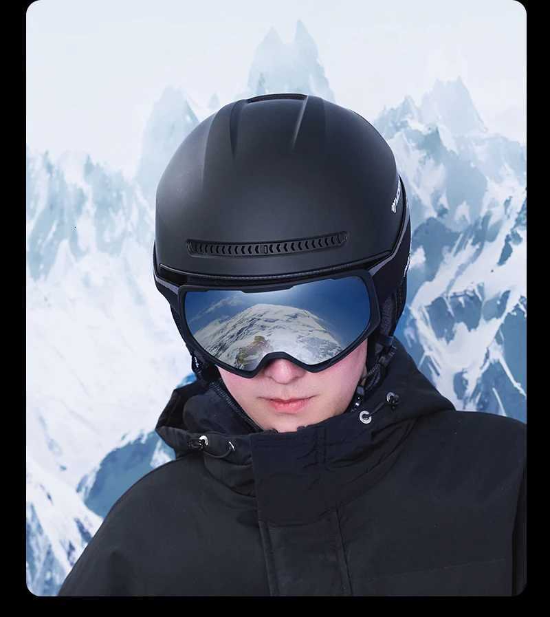 Helmets MOON Winter Ski Ski Helmet Snowboard Helmet with Goggles Snow Helmet PC Shell Protective EPS Foam Safety Helmet for Men Women Youth D2609191