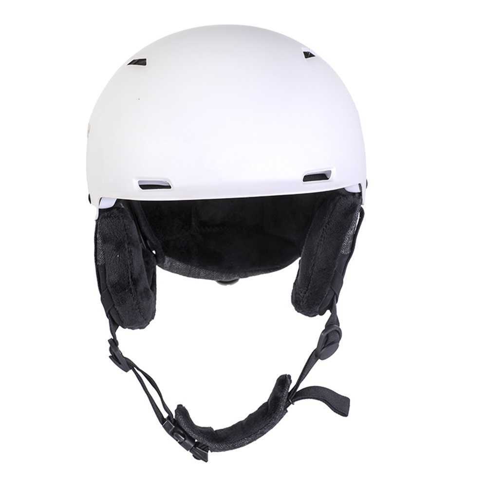 Helmets YUMAJ professional new Ski ski and snowboard certified helmet ABS thickened warm and adjustable vents are a must-have in winter YM-1 D260919